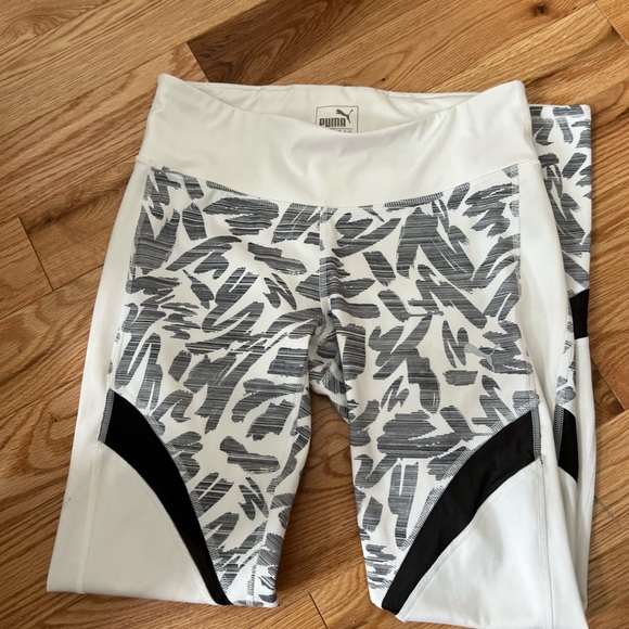 Puma Women's Size Small Clash Tight Activewear Running - Picture 2 of 6